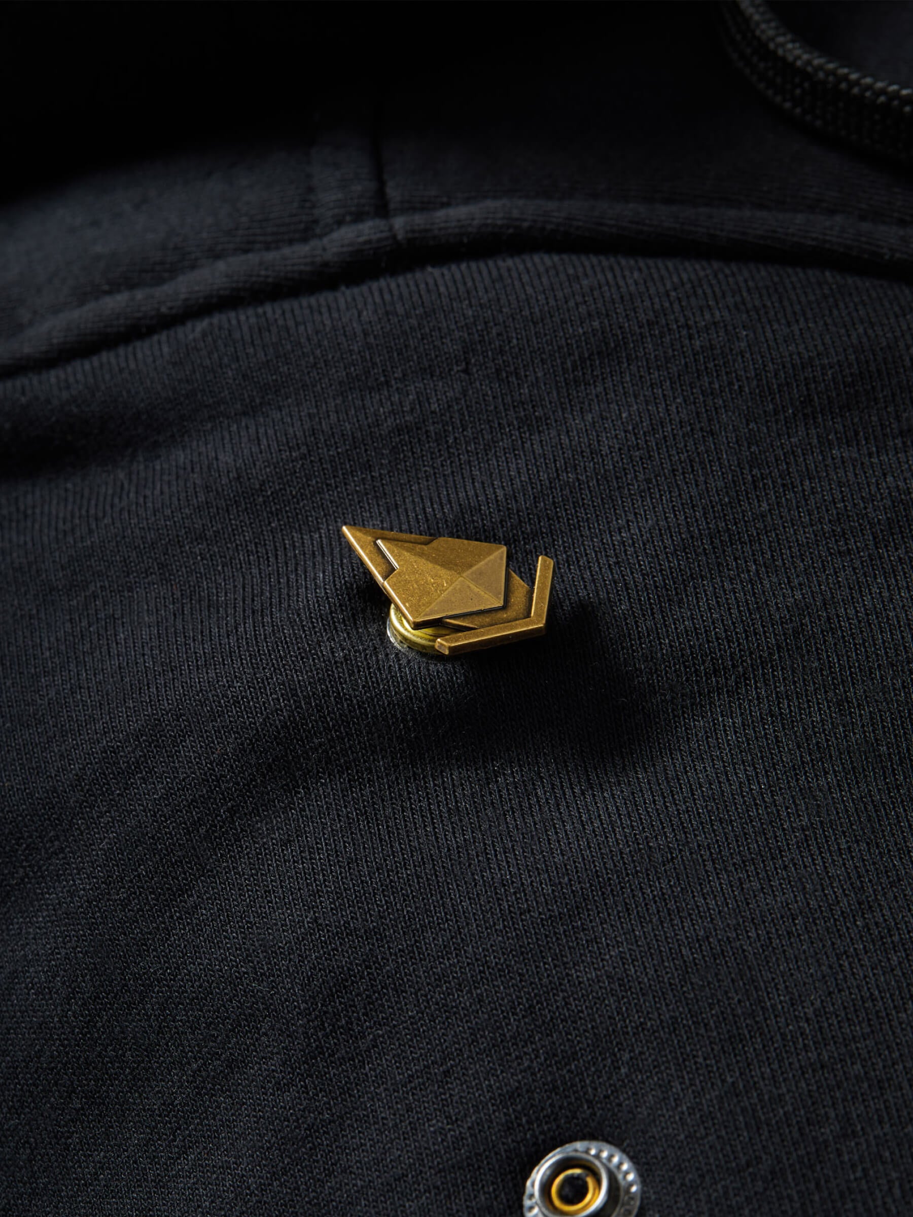 Hunter's Arrowhead RPG Snap from Patch Notes Apparel in Ancient Gold