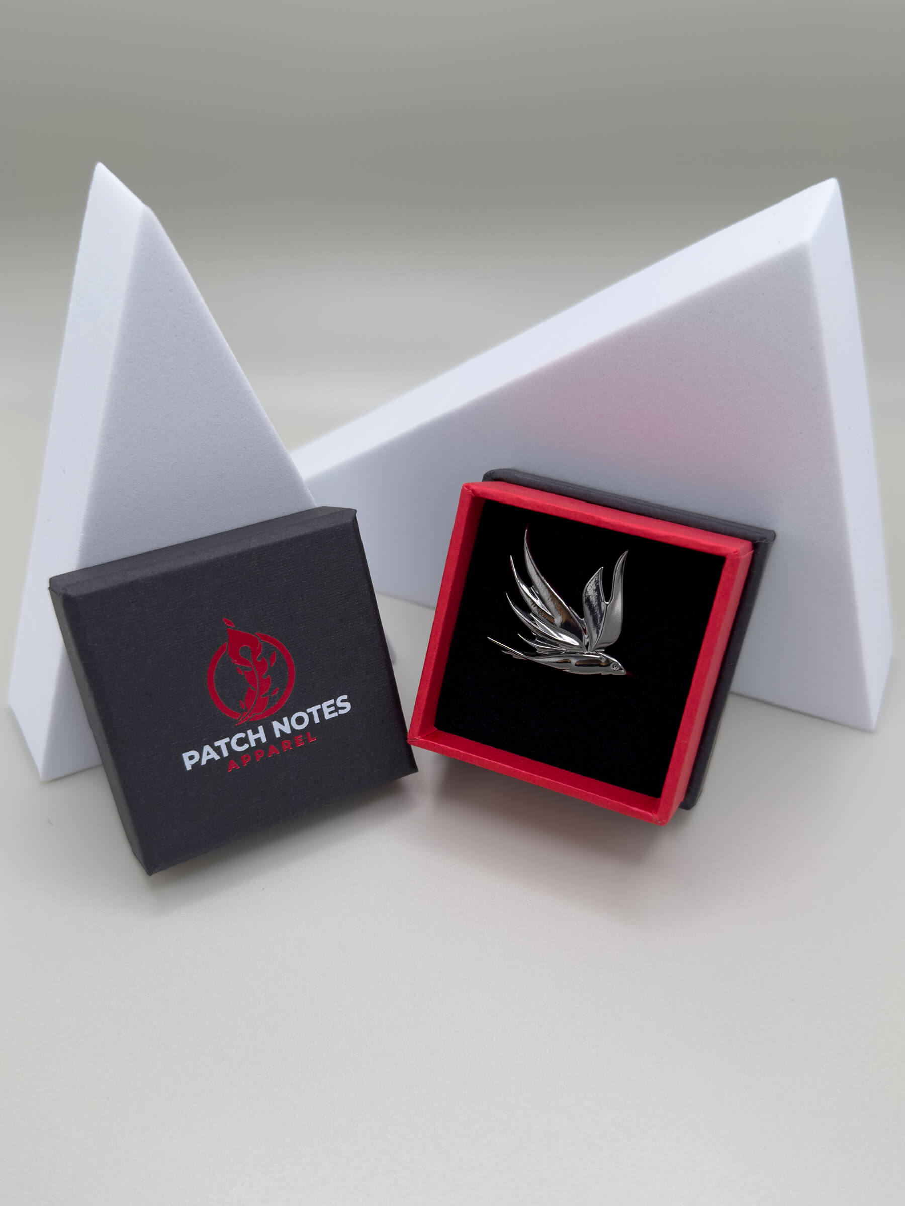Archer's Familiar - Archer Class RPG Snap Jewelry - Gunmetal Color - Patch Notes Apparel