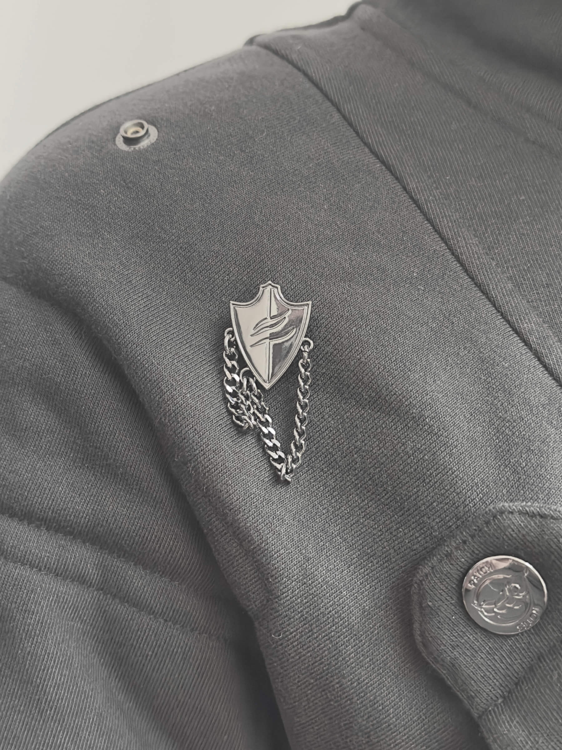 Claw Mark Shield Snap - Patch Notes Apparel