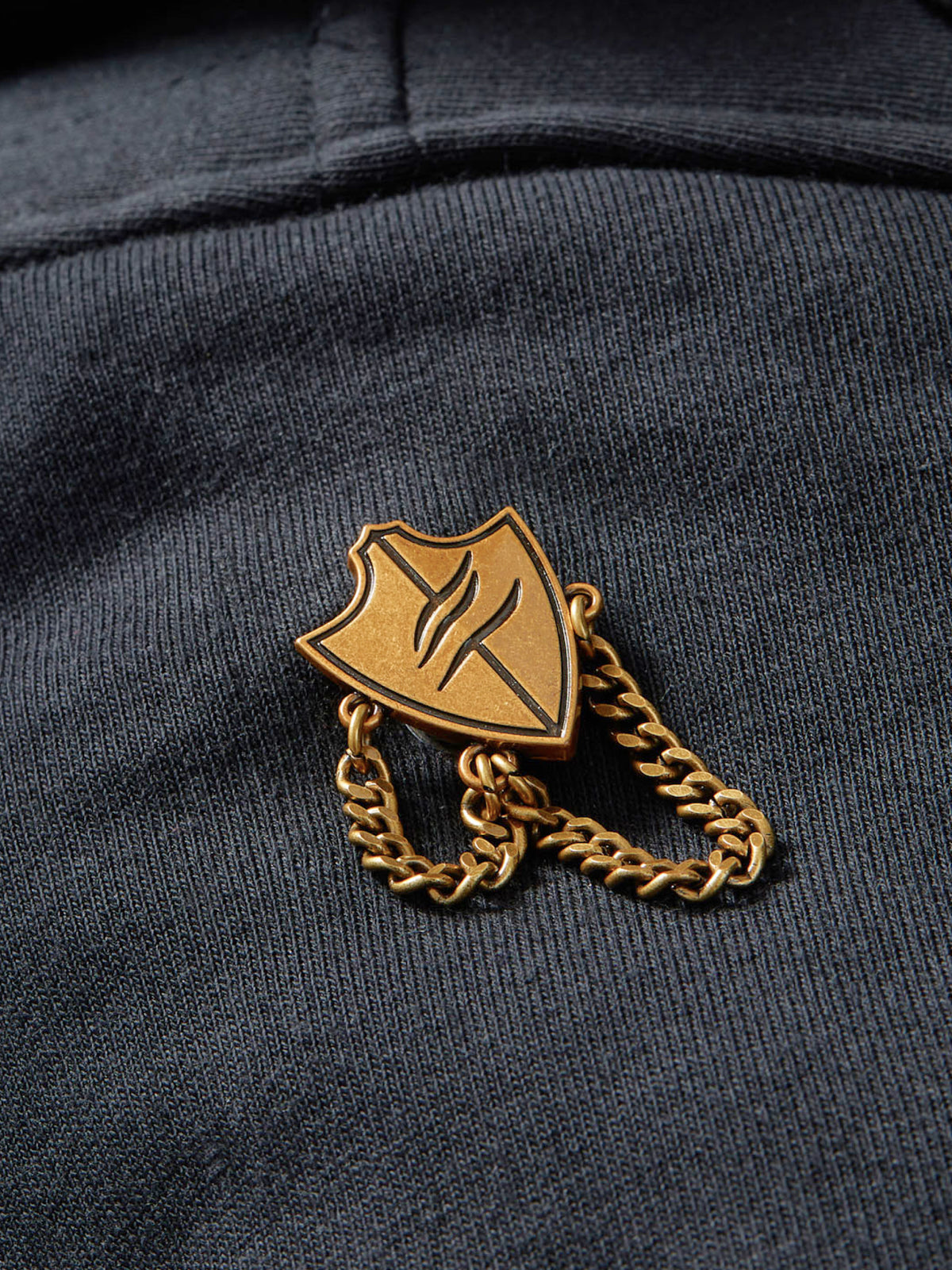 Claw Mark Shield RPG Snap from Patch Notes Apparel in Ancient Gold