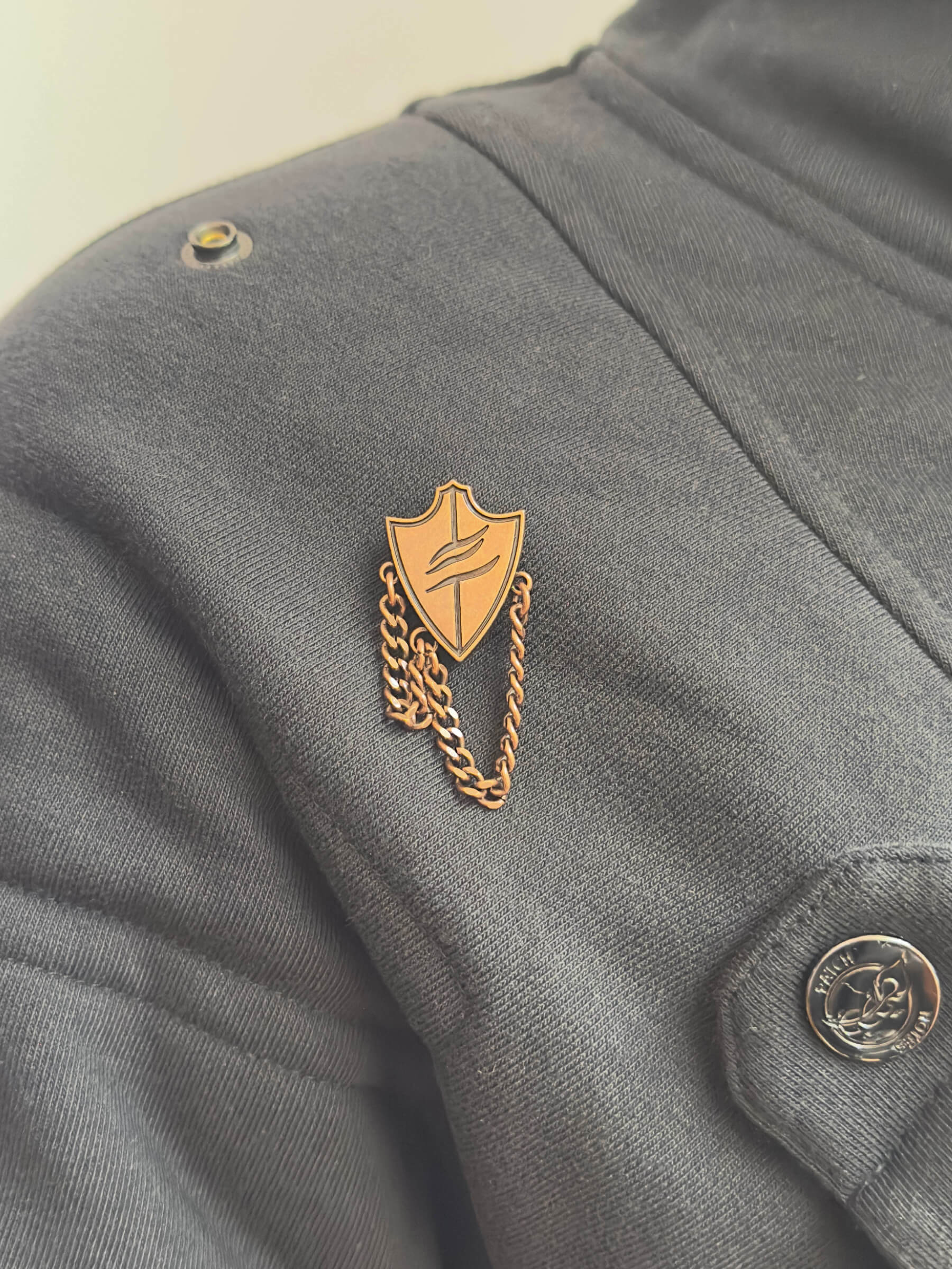 Claw Mark Shield Snap - Patch Notes Apparel