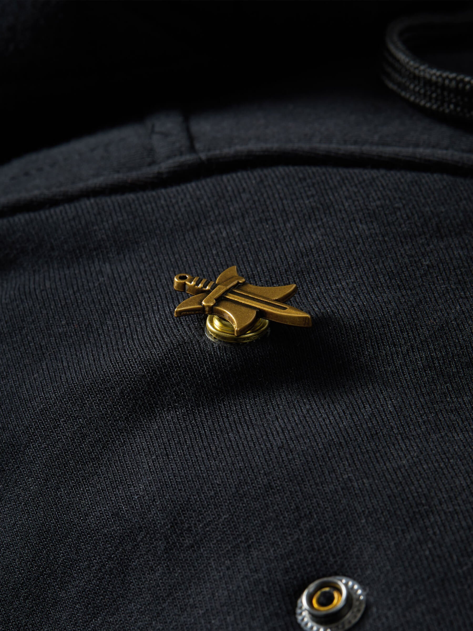 Night Blade RPG Snap from Patch Notes Apparel in Ancient Gold